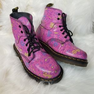 VINTAGE DR.MARTENS RARE pink fish size 6
